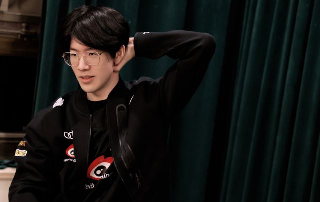 多位名宿怒批萨拉赫：他的行为会给利物浦带来麻烦，应该道歉