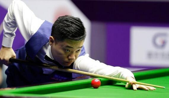 足球曼城豪取八连胜，瓜帅怒赞全队发挥完美